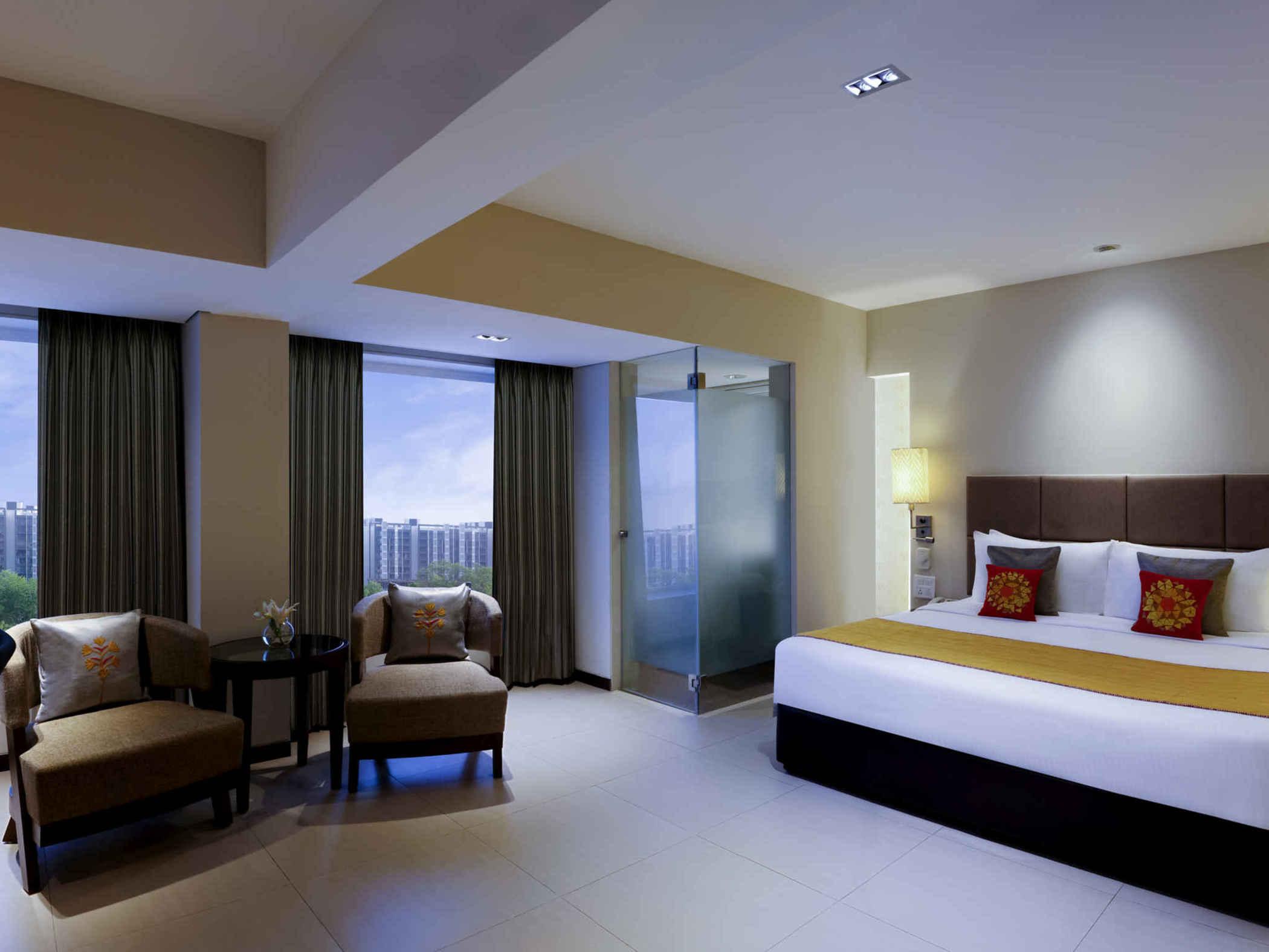 Grand Mercure Vadodara Surya Palace Luaran gambar