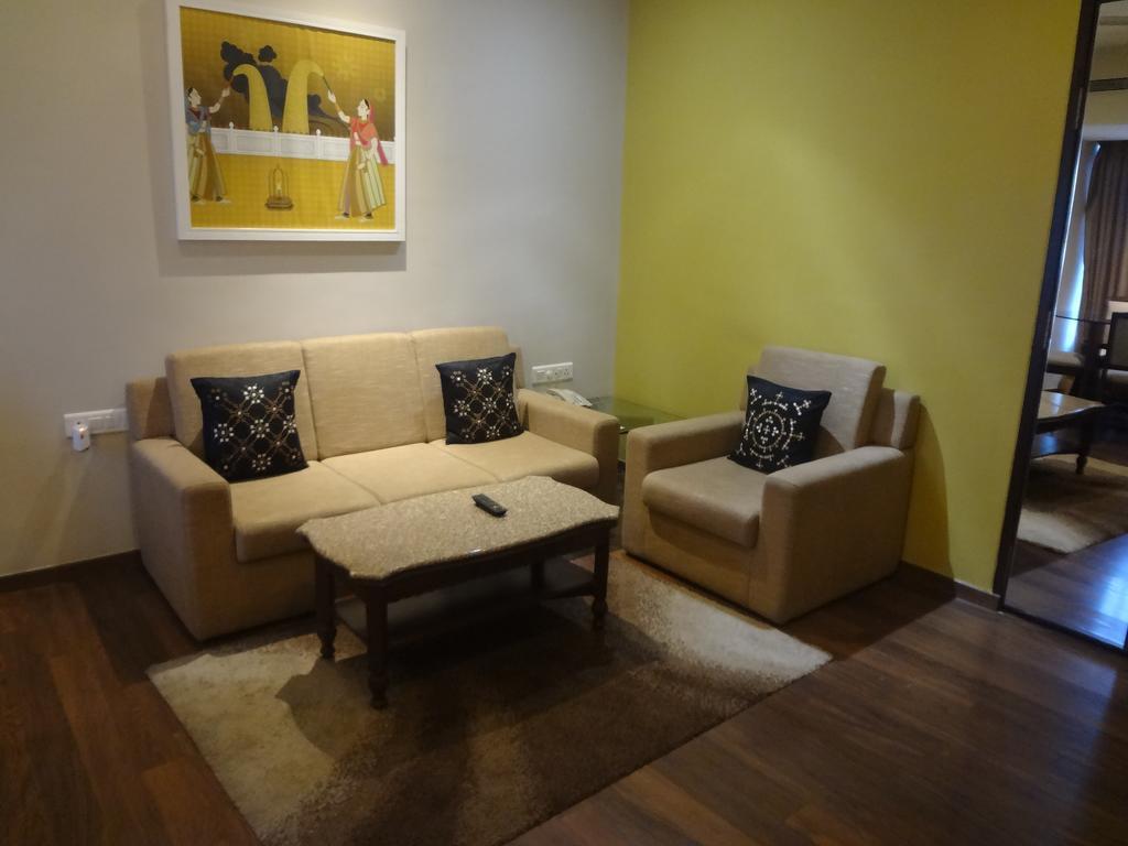 Grand Mercure Vadodara Surya Palace Luaran gambar
