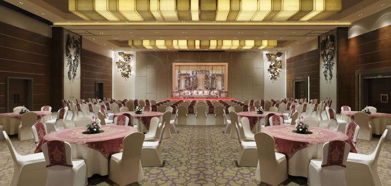 Grand Mercure Vadodara Surya Palace Luaran gambar