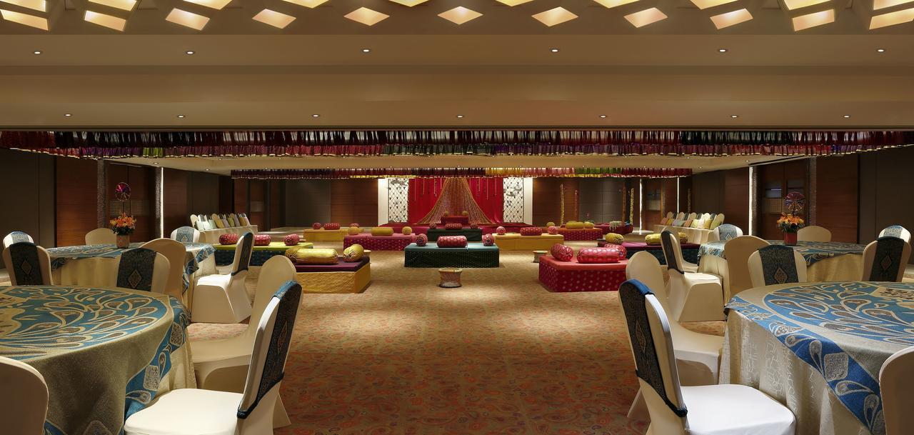 Grand Mercure Vadodara Surya Palace Luaran gambar