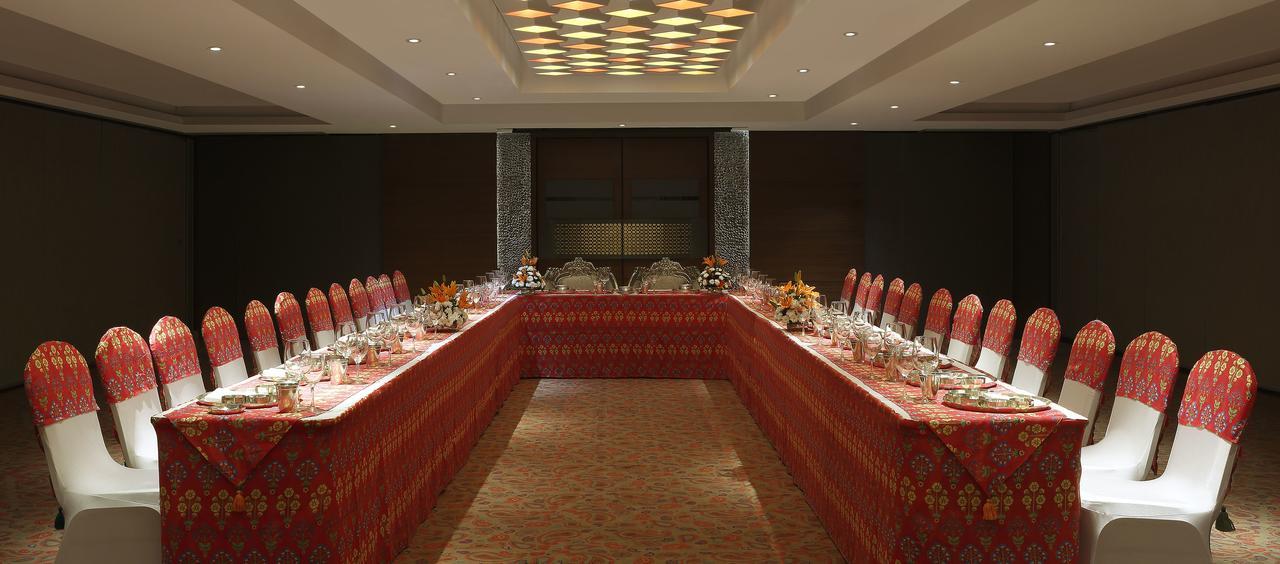 Grand Mercure Vadodara Surya Palace Luaran gambar