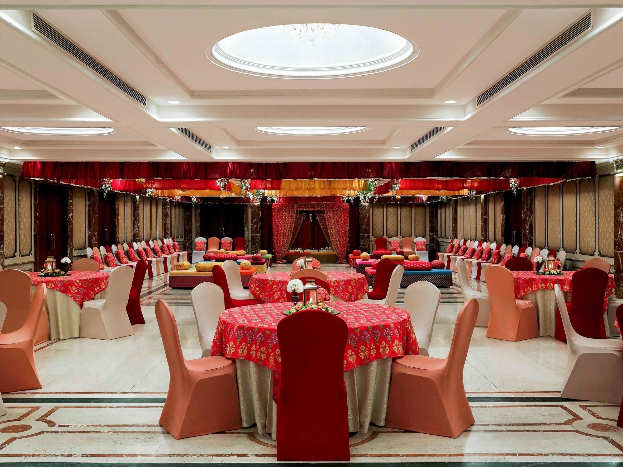 Grand Mercure Vadodara Surya Palace Luaran gambar