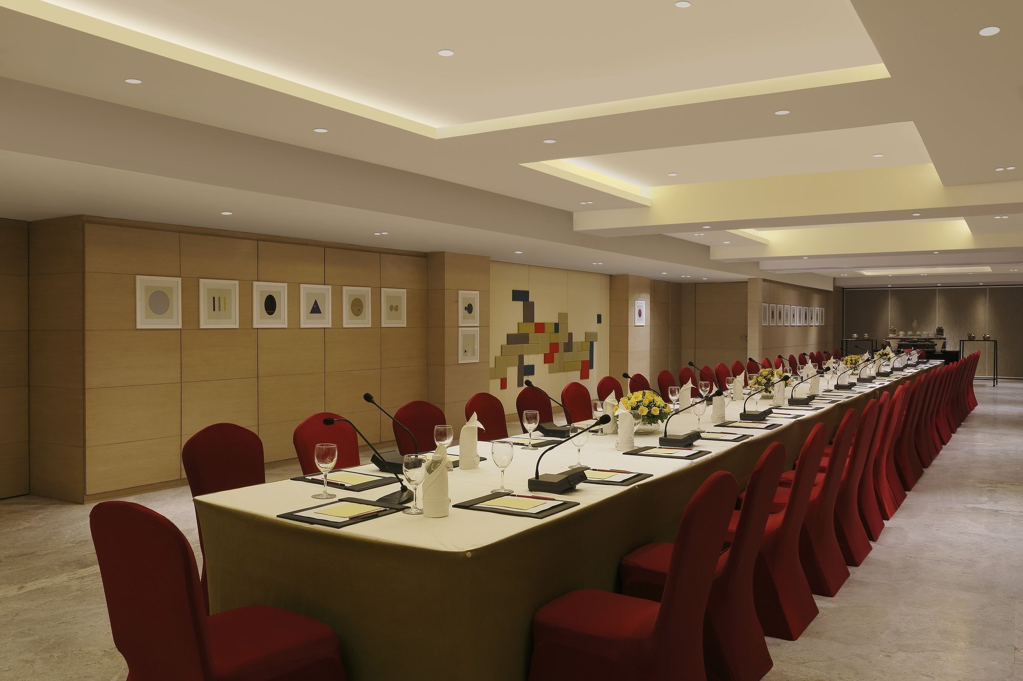 Grand Mercure Vadodara Surya Palace Luaran gambar